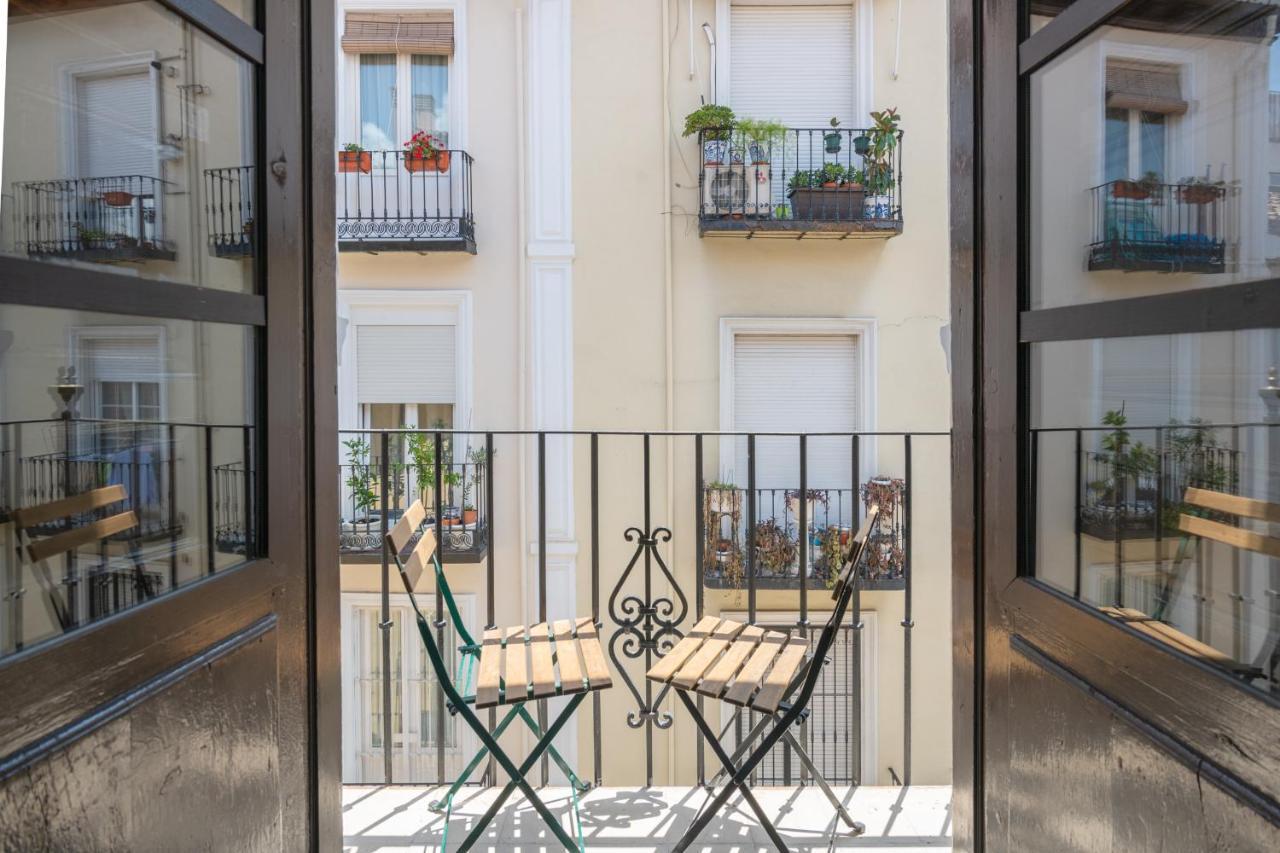 Apartamentos Luna Suites Palacio Dorita Granada Exterior foto
